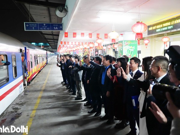 Chuyến tàu “đặc biệt” đêm Giao thừa Tết Ất Tỵ 2025