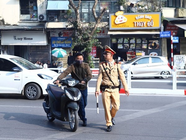 Xử lý hơn 6.500 trường hợp vi phạm trật tự an toàn giao thông ngày 9/2