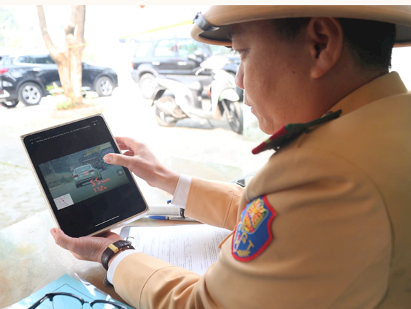 Hơn 1.500 trường hợp vi phạm tốc độ trong ngày 13/2