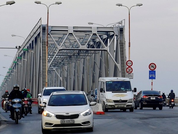 Cho phép một số phương tiện lưu thông trên Cầu Chương Dương từ ngày 28/2
