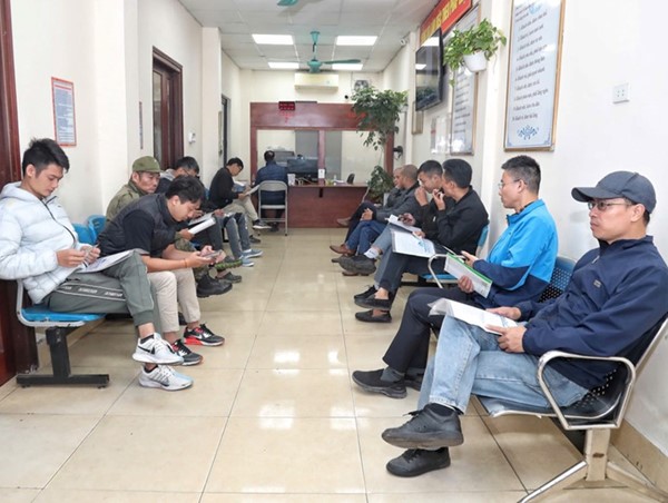 Thay đổi địa điểm và dừng nhận thủ tục sát hạch, cấp giấy phép lái xe