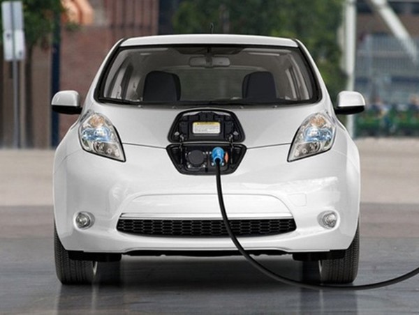 Lý do xe điện hao pin dù không di chuyển?