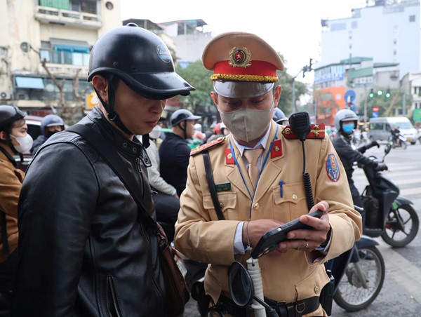 5.006 trường hợp vi phạm trật tự an toàn giao thông ngày 6/3