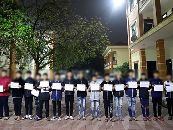 Điều khiển xe máy gây náo loạn trong đêm, hàng chục thanh thiếu niên bị xử lý