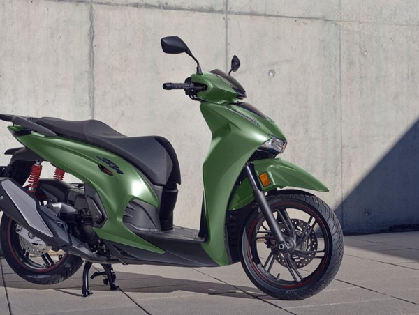 Cập nhật bảng giá xe máy Honda SH mới nhất tháng 3/2025