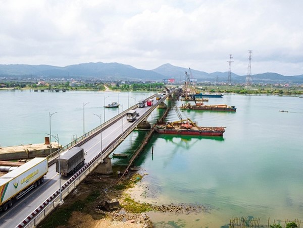 Quảng Bình: lộ hình ảnh cây cầu gần 2.000 tỷ đồng bắc qua sông Gianh