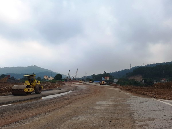 Sẽ cưỡng chế 15 hộ dân để xây dựng 1 đơn nguyên cầu tại nút giao QL1A