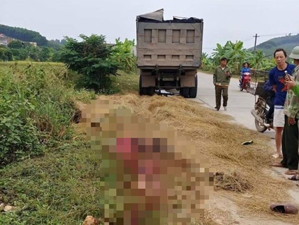 Va chạm với xe ben, nam công nhân chết thảm dưới bánh xe