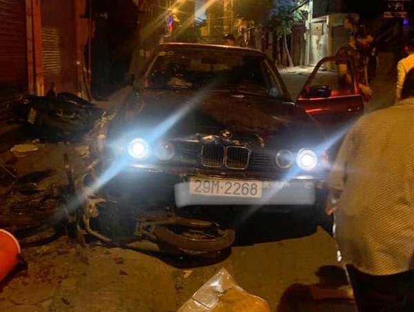 Xác định danh tính tài xế ô tô BMW đâm 5 người trọng thương trong đêm