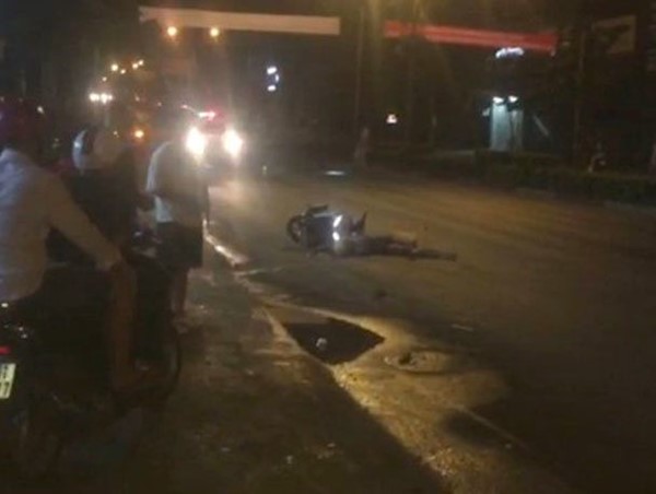 Va chạm với xe container, nam thanh niên chết thảm trong đêm