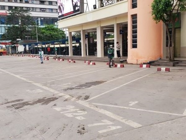 Hà Nội ngày đầu tiên vắng bóng xe buýt: Vẫn xoay sở tốt