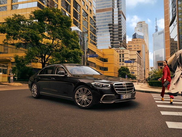 Dòng xe S-Class hơn 5 tỷ đồng vừa được Mercedes-Benz Việt Nam ra mắt có gì?