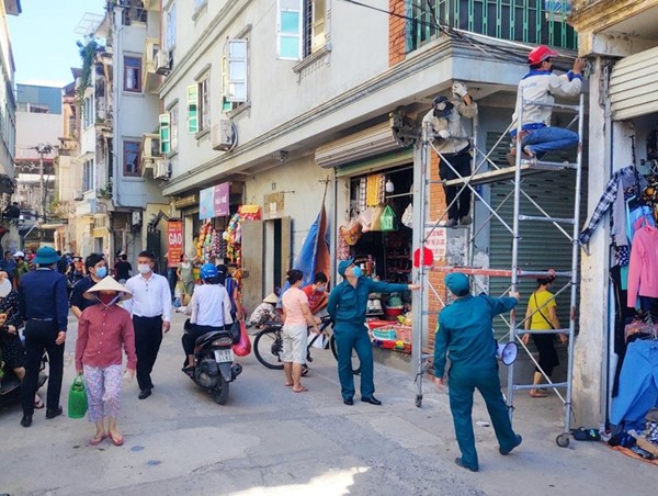 Ban chỉ đạo 197 phường Văn Chương chỉnh trang, lập lại trật tự đô thị