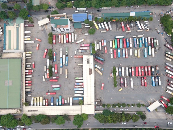 Xe khách bỏ bến tại Hà Nội: Các địa phương không thể làm ngơ