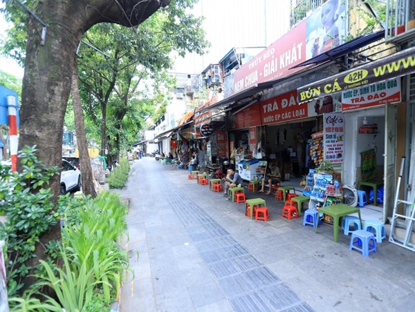 Khai thác vỉa hè phù hợp với định hướng phát triển kinh tế thị trường