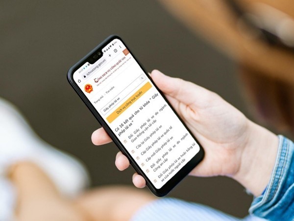 Giảm lệ phí cấp đổi bằng lái xe trực tuyến