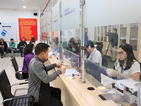 Hà Nội: Đã có 5 địa phương được cấp đổi giấy phép lái xe