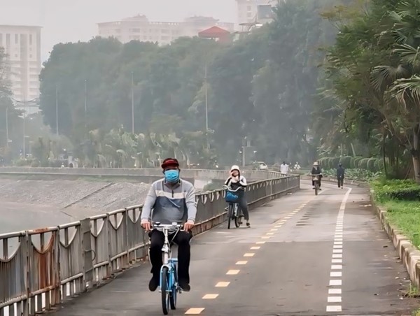Hà Nội: Đường dành riêng cho xe đạp chưa đủ hấp dẫn