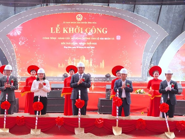 Ứng Hoà: Nâng cấp, mở rộng tỉnh lộ 426, vận tốc xe chạy tối đa 80km/h