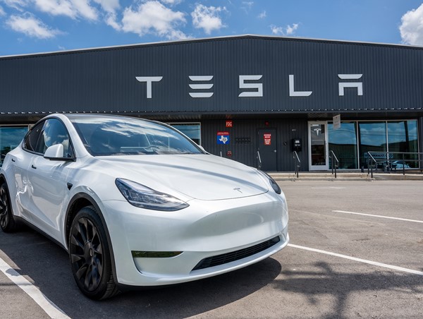 Tesla cán mốc 6 triệu xe điện