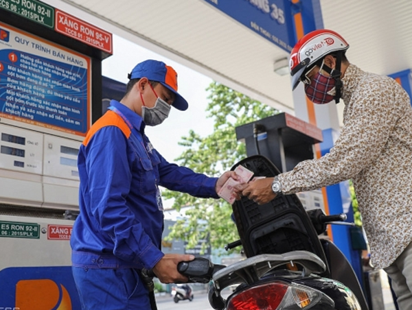 Dự báo giá xăng dầu có thể tăng nhẹ vào ngày mai (4/4)