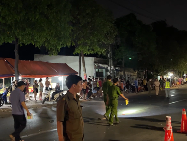 Bình Dương: Hai xe máy va chạm, 5 người thương vong