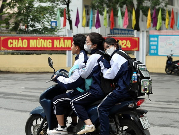 Hà Nội tăng cường tuyên truyền pháp luật về an toàn giao thông