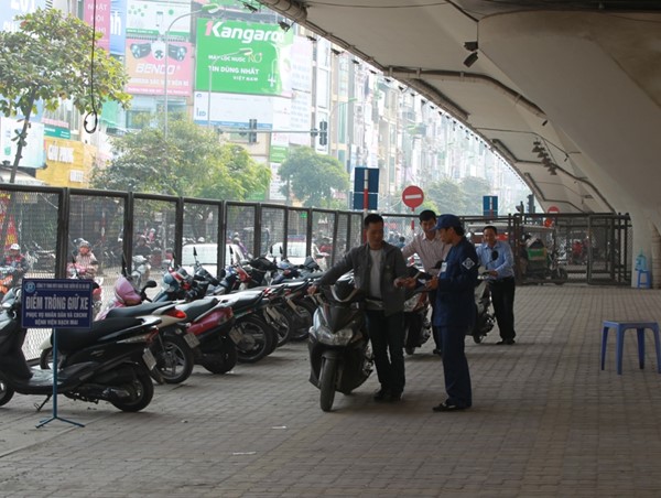 Hà Nội cần tận dụng quỹ đất cho giao thông tĩnh