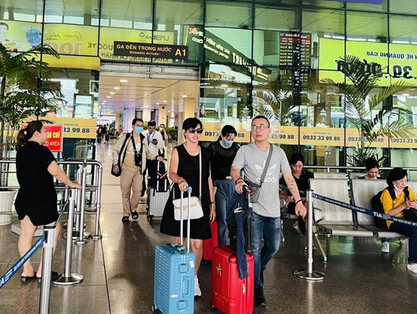 Giá vé máy bay đã minh bạch?