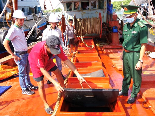 Xử phạt vi phạm trong kinh doanh xăng, dầu còn nhẹ tay