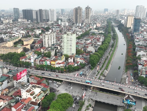 Cách nào đủ tiền để mở rộng đường Láng?