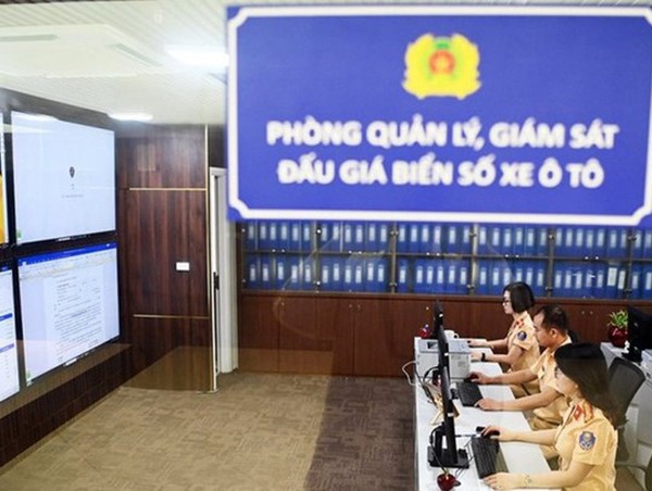 Đấu giá hơn 330.000 biển số ô tô từ 25/5