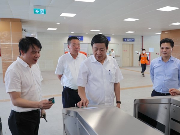 Gấp rút hoàn thiện các công đoạn, đưa ĐSĐT Nhổn-ga Hà Nội vào vận hành