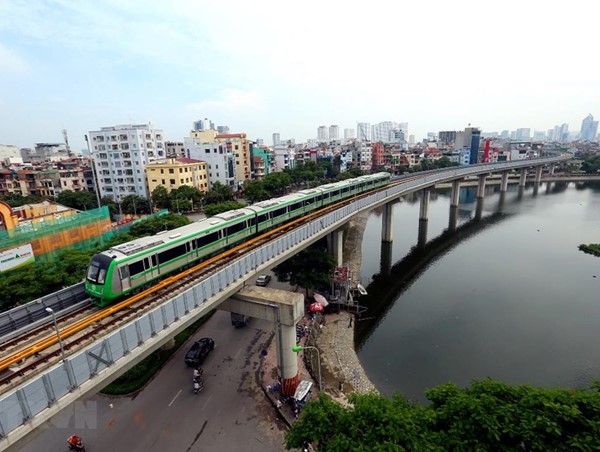 Cần nhiều chính sách đột phá để phát triển giao thông xanh cho Thủ đô