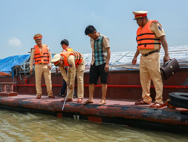 Hà Nội: thắt chặt trật tự an toàn giao thông đường thủy
