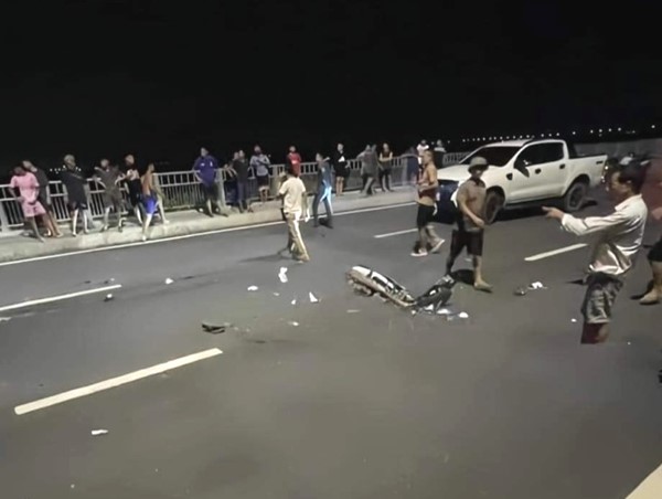 2 thiếu niên cầm lái tử vong sau tai nạn thương tâm trong đêm