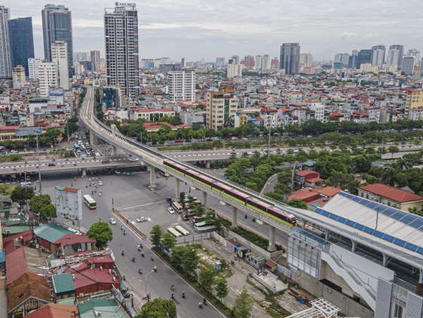 Hà Nội: Vận tải khởi sắc, doanh thu hơn 143 nghìn tỷ đồng