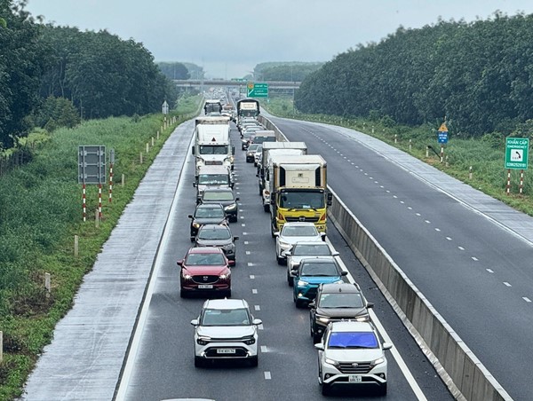 Bảo đảm mục tiêu cả nước có 3.000 km đường cao tốc vào cuối năm 2025