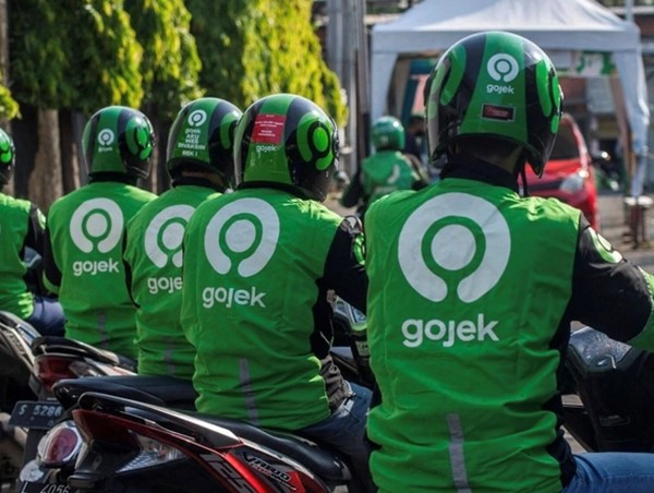 Thêm ứng dụng gọi xe rời Việt Nam, cơ hội nào cho doanh nghiệp Việt?