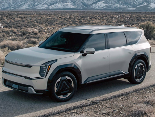Hơn 12.000 chiếc Kia EV9 bị triệu hồi do nguy cơ gây trôi xe