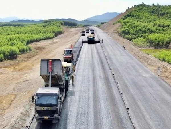 Giải ngân đầu tư công: Rốt ráo chặng "nước rút"