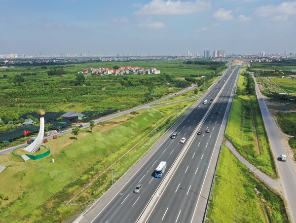 Năm 2025 cơ bản thông tuyến cao tốc từ Cao Bằng qua Lạng Sơn tới Cà Mau