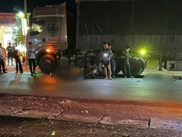 Tai nạn liên hoàn trên quốc lộ 6, 2 người bị thương nặng