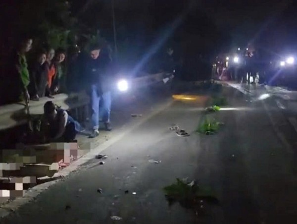 Va chạm xe đầu kéo, 2 học sinh tử vong tại chỗ