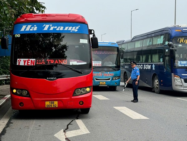 Yêu cầu thực hiện đúng quy định pháp luật về kinh doanh vận tải bằng ô tô