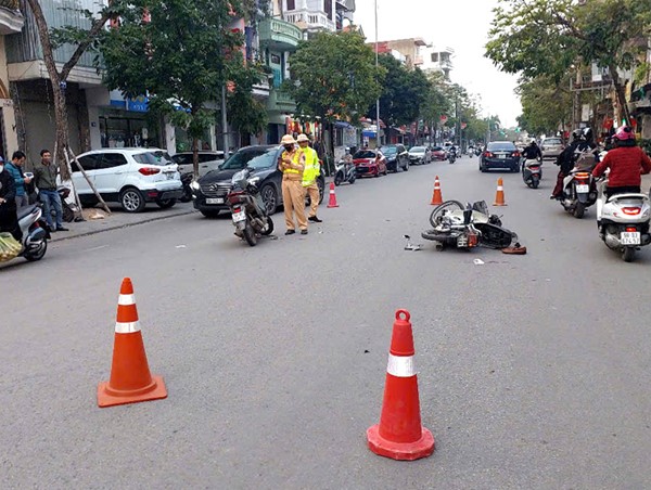 Va chạm giữa 2 xe máy, 1 người tử vong