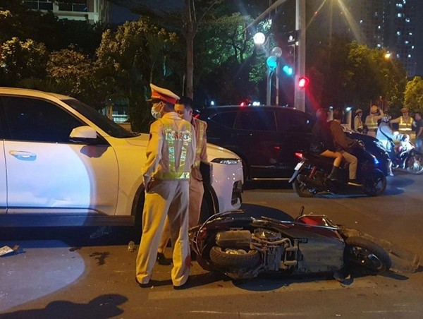 Tìm nhân chứng vụ tai nạn trên đường phố Hải Phòng lúc nửa đêm