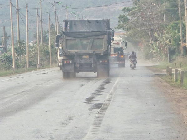 Quảng Ninh: ô nhiễm bụi nghiêm trọng trên tuyến đường 338