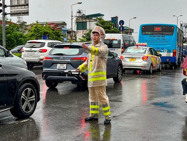 Tai nạn giao thông tại Hà Nội giảm sâu trong kỳ nghỉ lễ