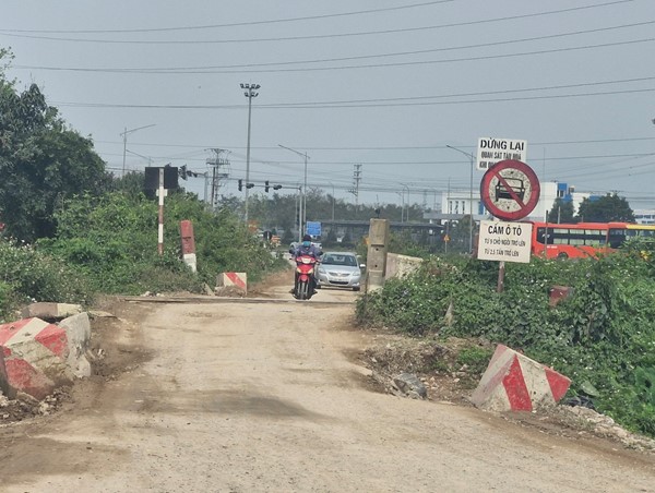 Nghệ An: cần sớm có biện pháp bảo đảm an toàn giao thông đường sắt đoạn qua xã Nghi Long